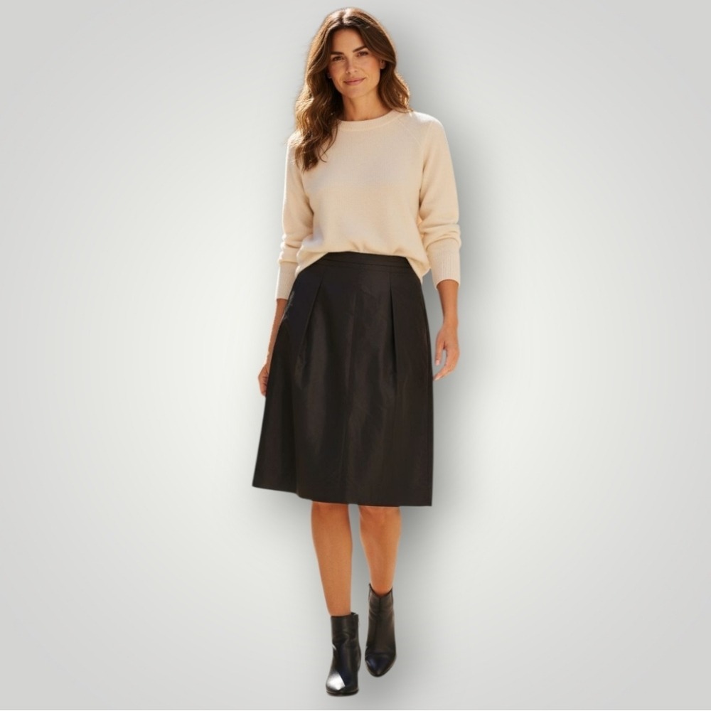 Banana Republic Skirt Womens 12 Black Glossy Finish‎ Metallic Sheen Knee Length